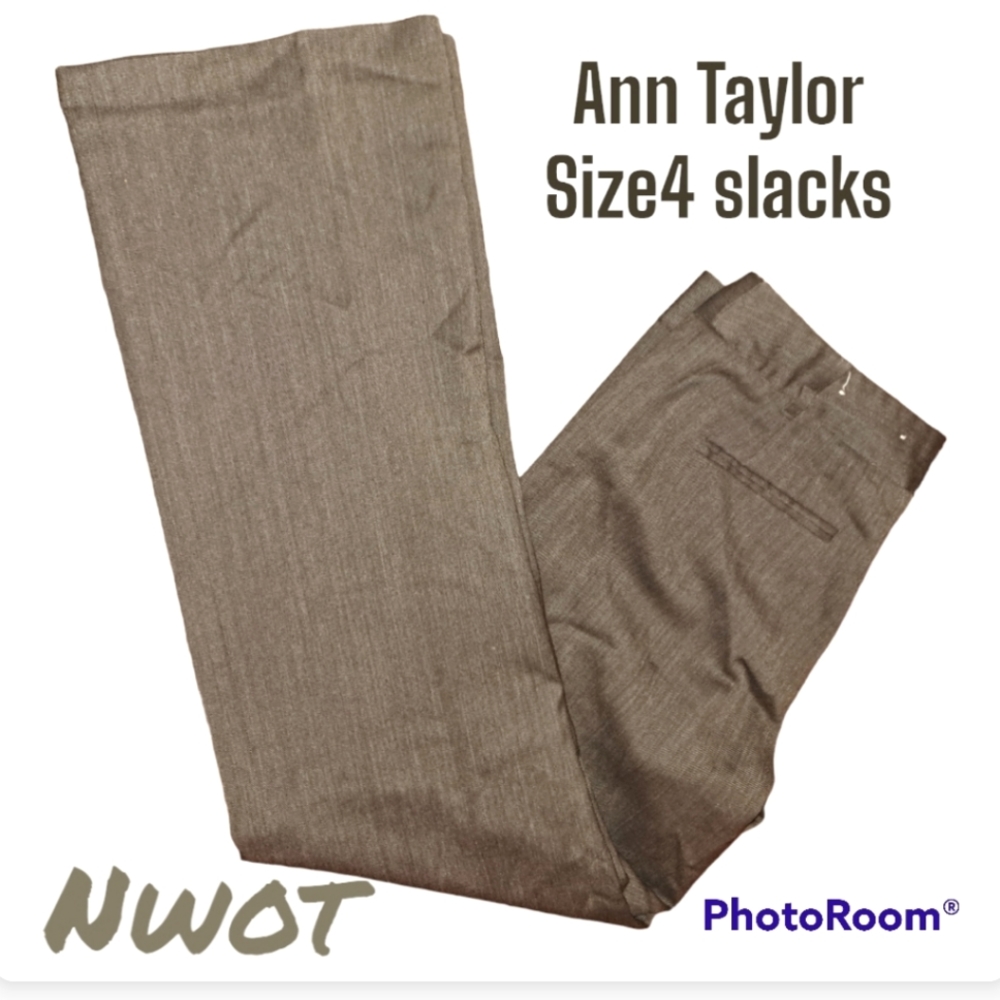 NWOT👽Ann Taylor brown slacks 3/$10